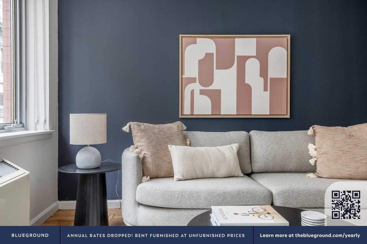 120 West 21st Street - Photo 3 of 49