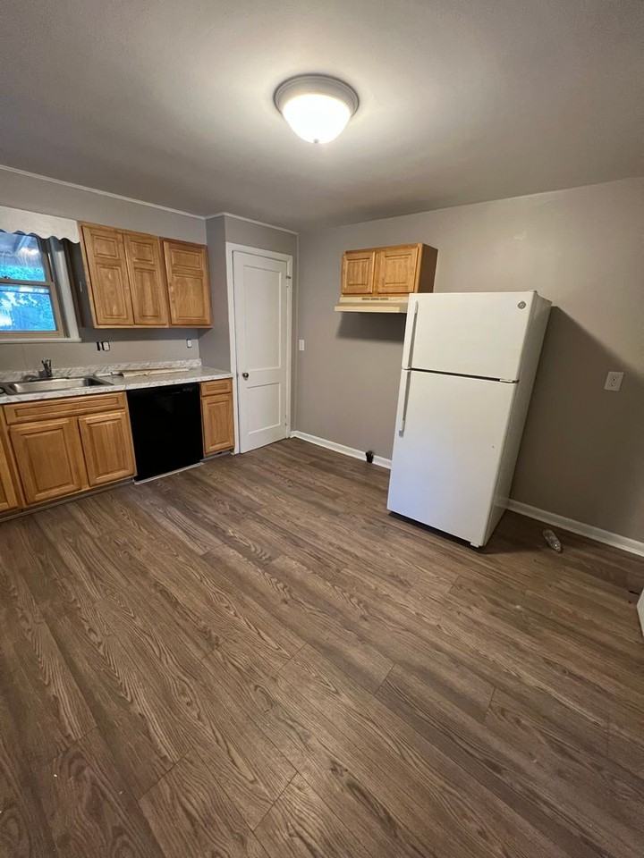 21 S Spring Garden St - Photo 4 of 12