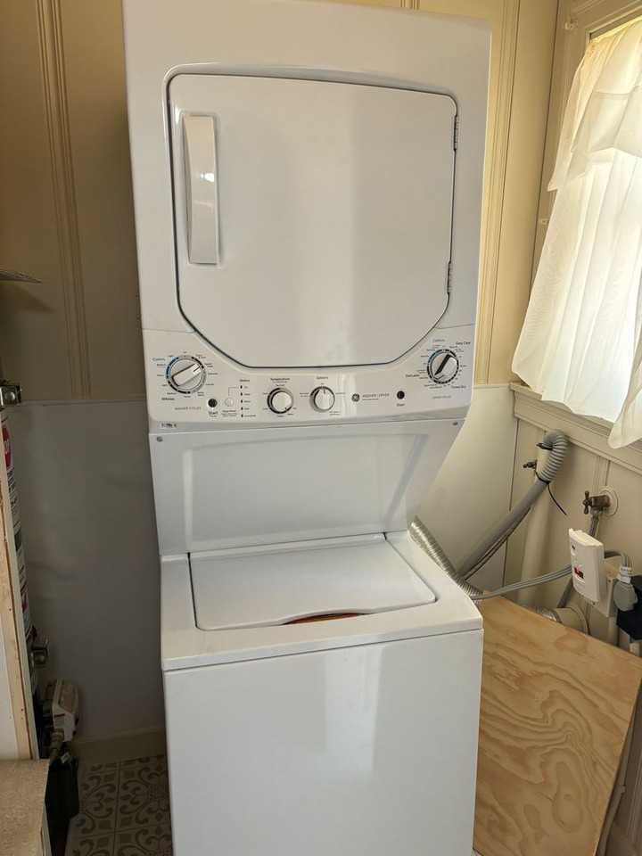 654 Chestnut St - Photo 3 of 5