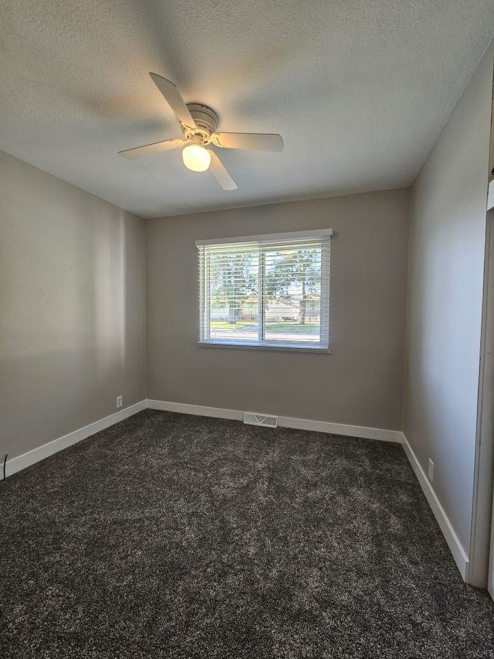 1411 Eldorado Dr - Photo 5 of 9
