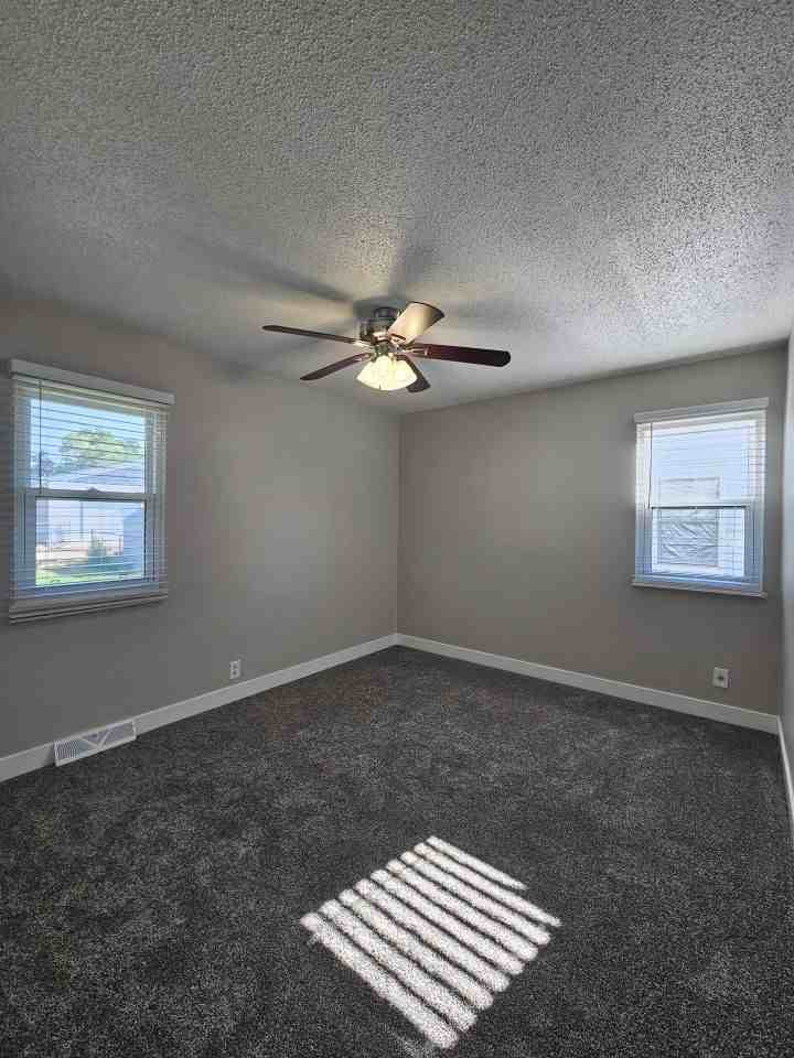 1411 Eldorado Dr - Photo 7 of 9