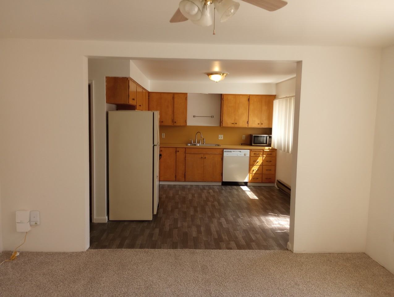 203 W California St #5 - Photo 3 of 6