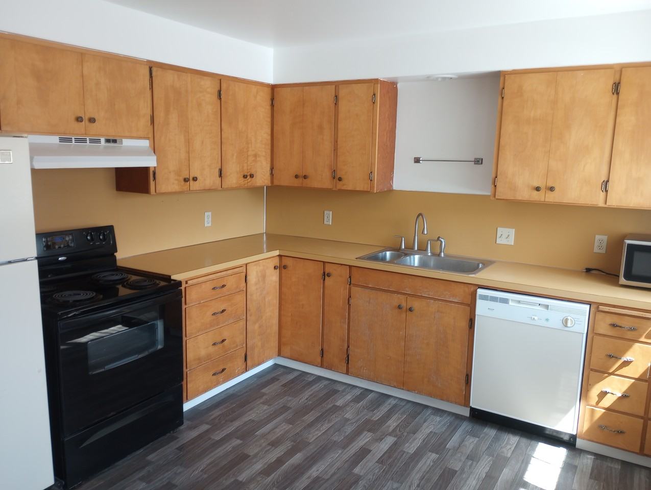 203 W California St #5 - Photo 6 of 6