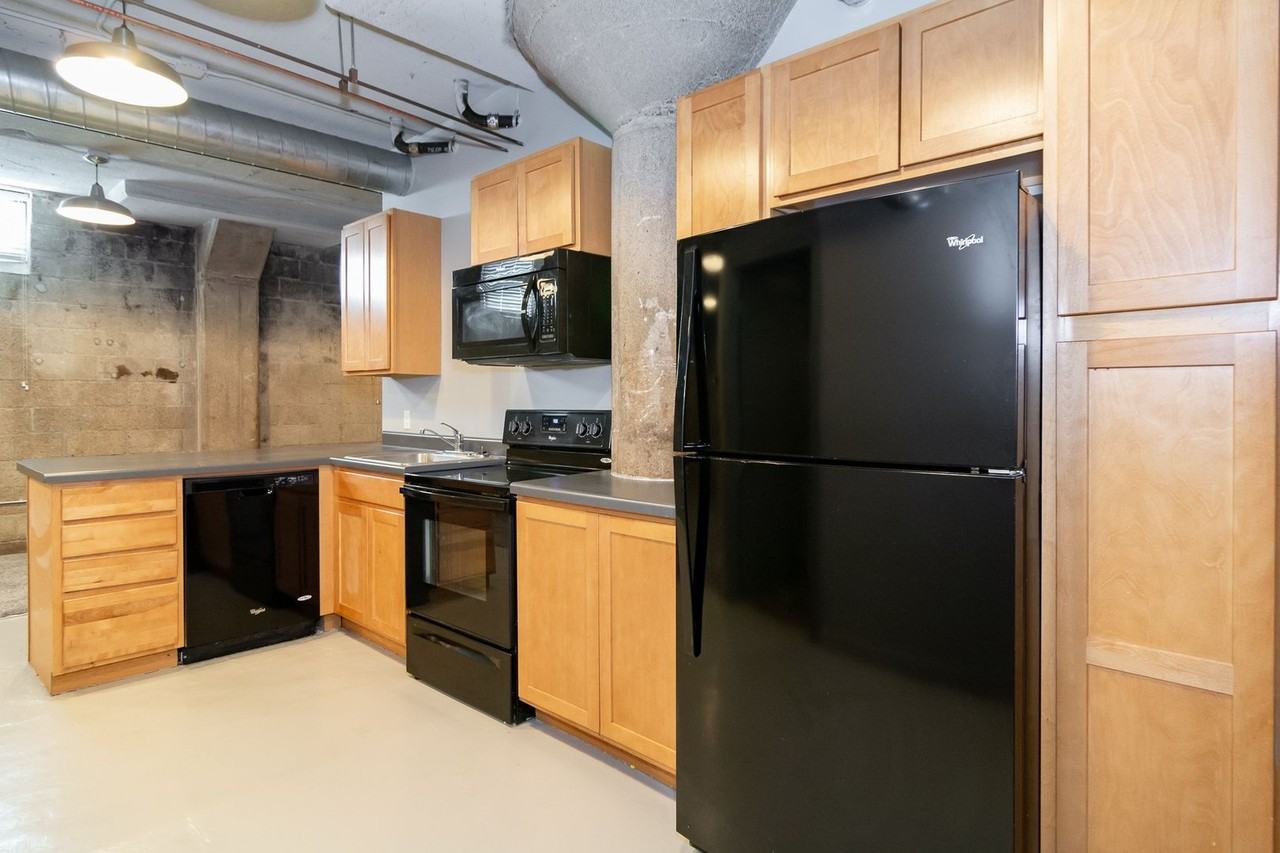 Lofts on 24th - Photo 2 of 31