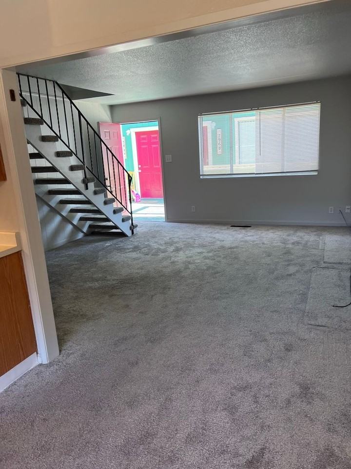 2958 Salem Pl - Photo 5 of 10