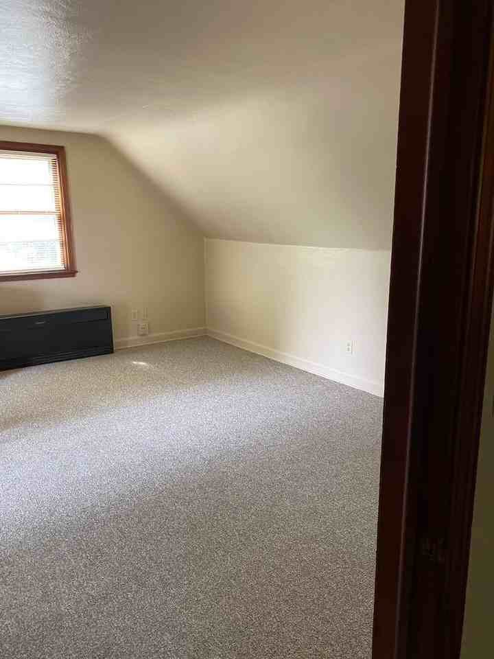 1990 E Bradley St - Photo 3 of 5