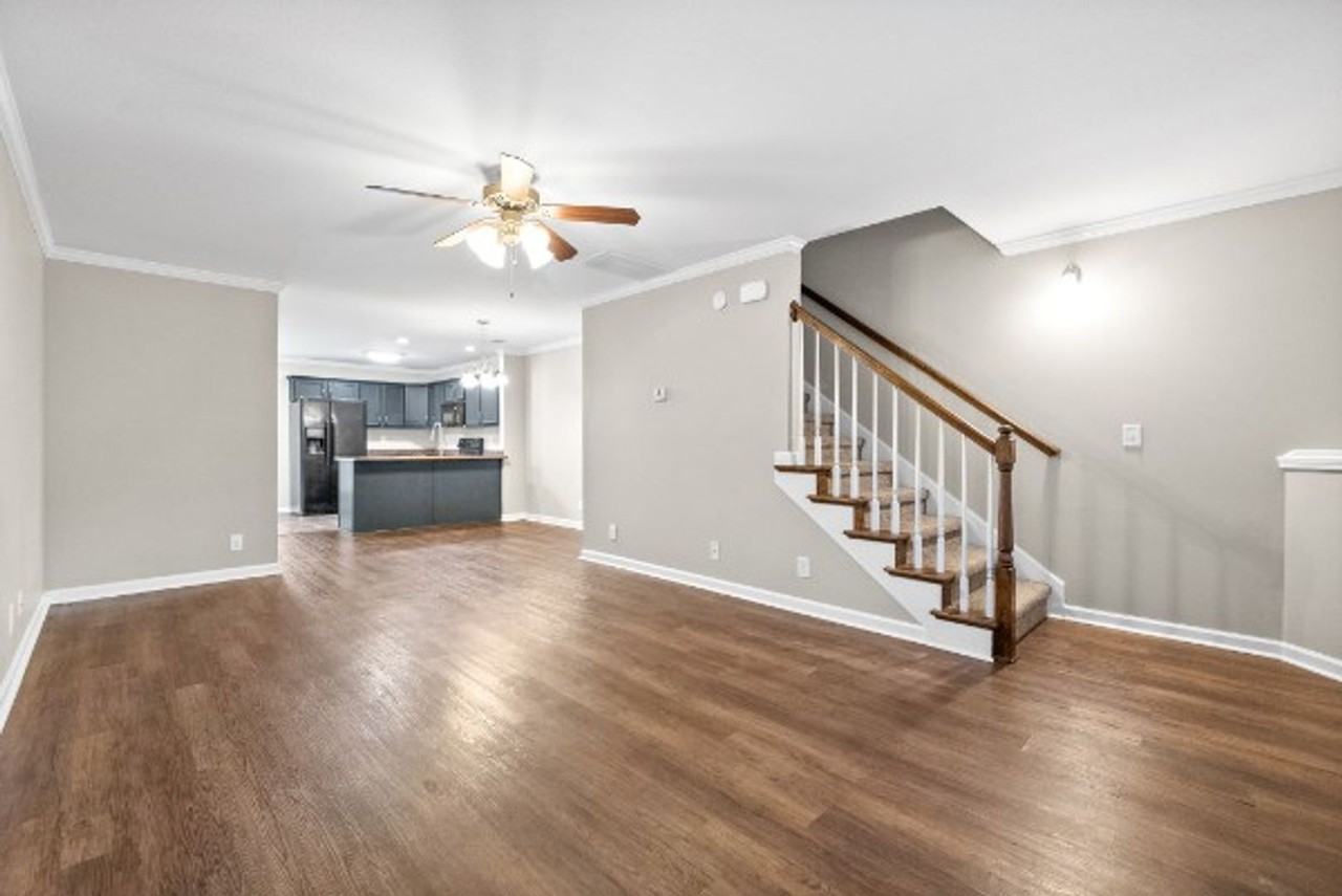 357 Sam Houston Cir - Photo 3 of 15