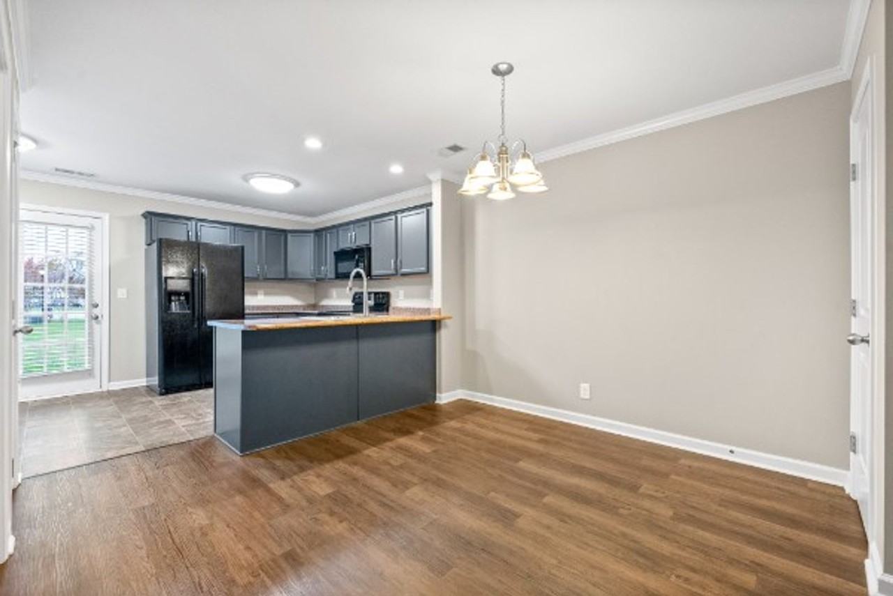 357 Sam Houston Cir - Photo 6 of 15