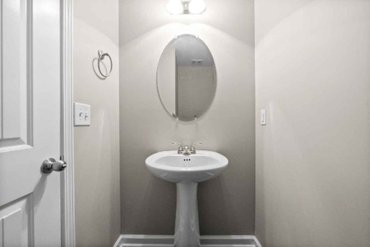 357 Sam Houston Cir - Photo 7 of 15