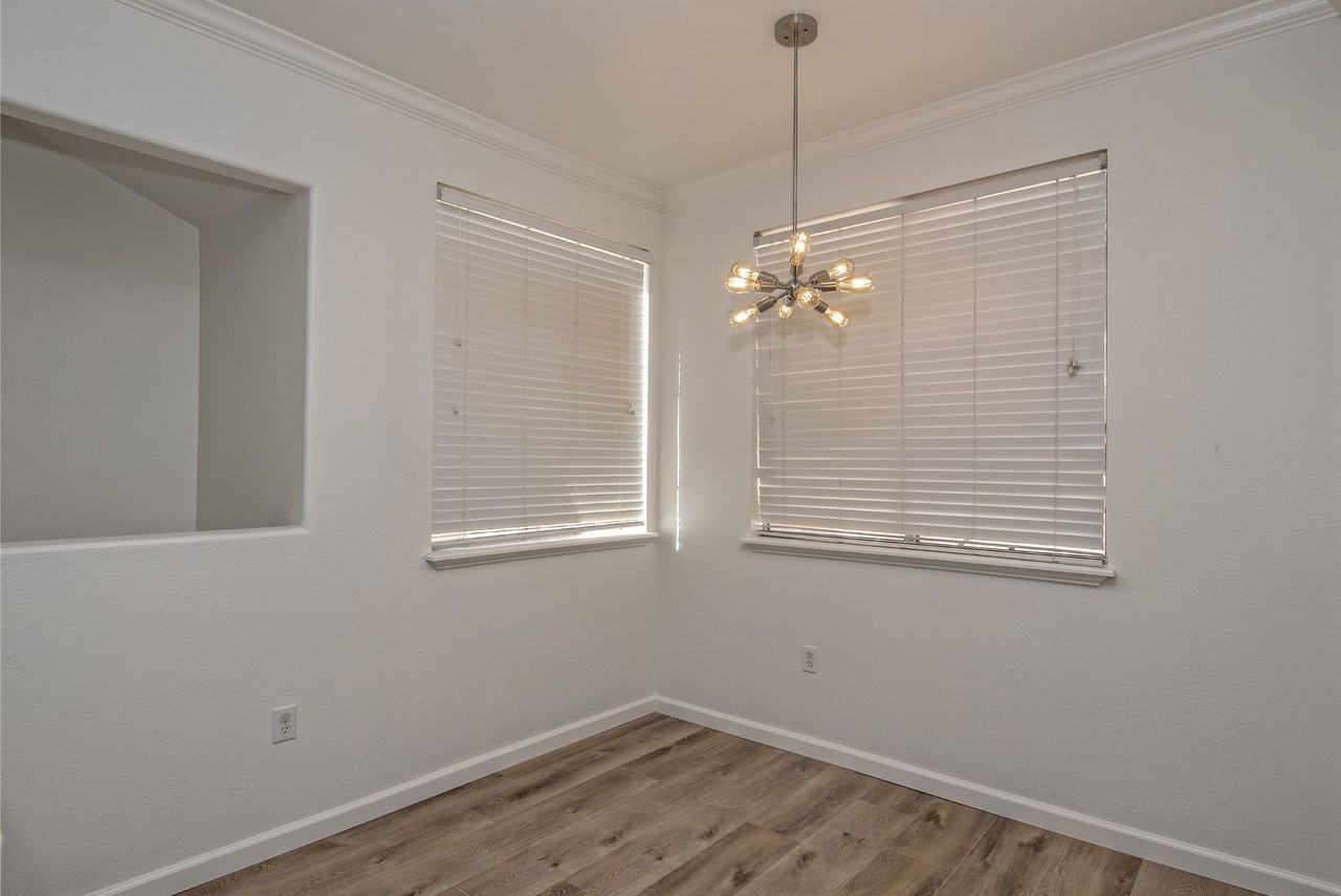 2992 N Miller Rd #211A - Photo 2 of 12