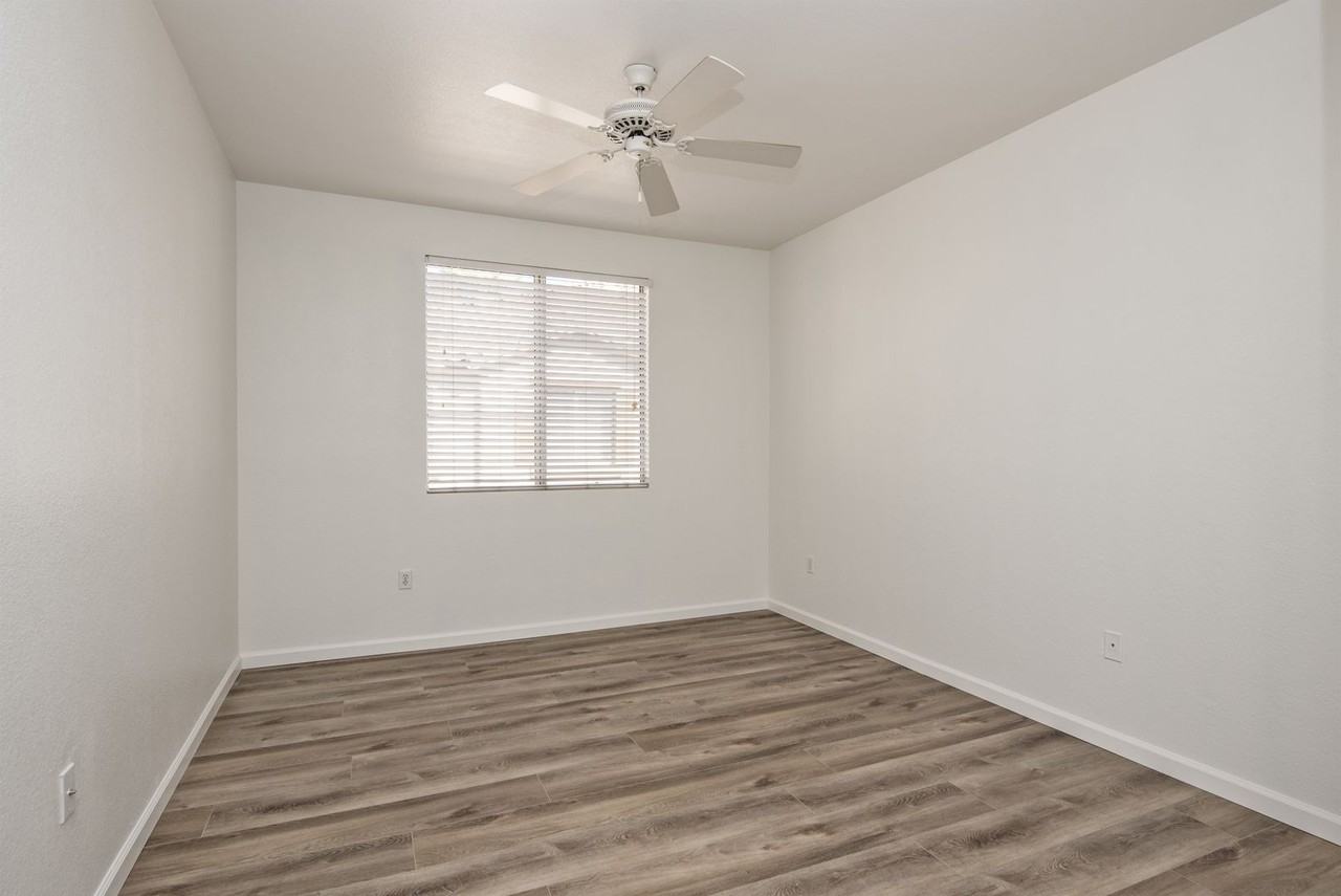 2992 N Miller Rd #211A - Photo 7 of 12