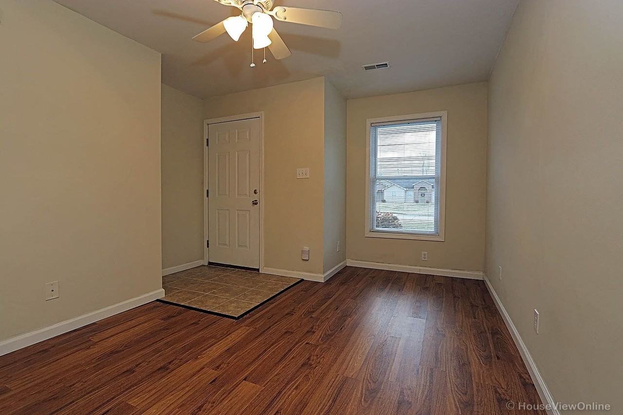 2968 Shamrock Ct - Photo 5 of 15