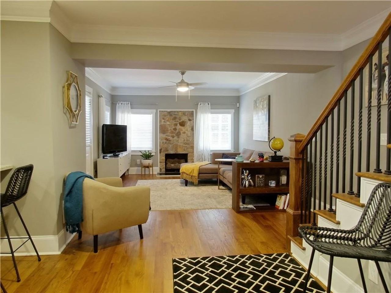 872 Hall St Sw - Photo 7 of 22