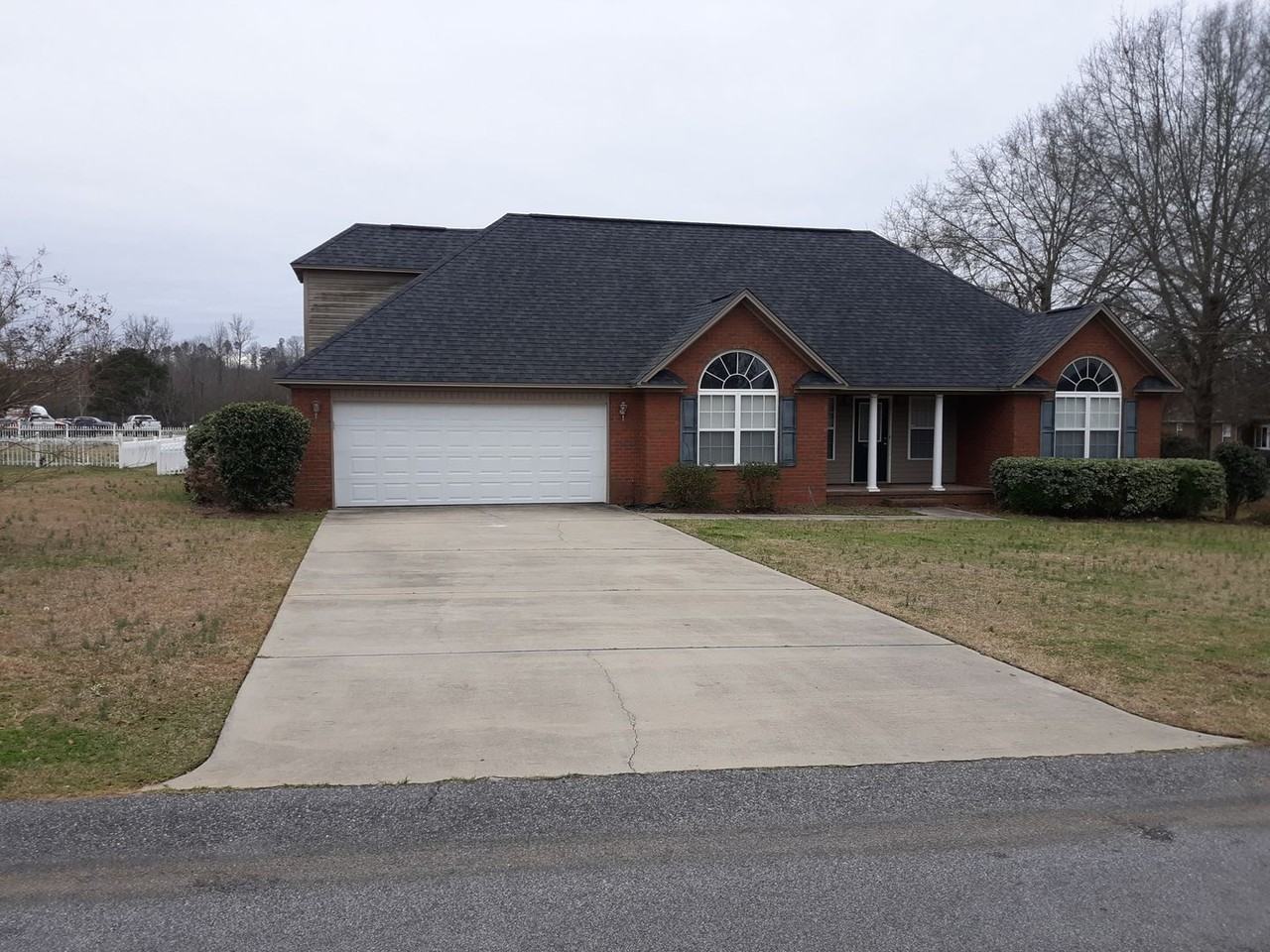 6640 J J Roberts Dr - Photo 2 of 31