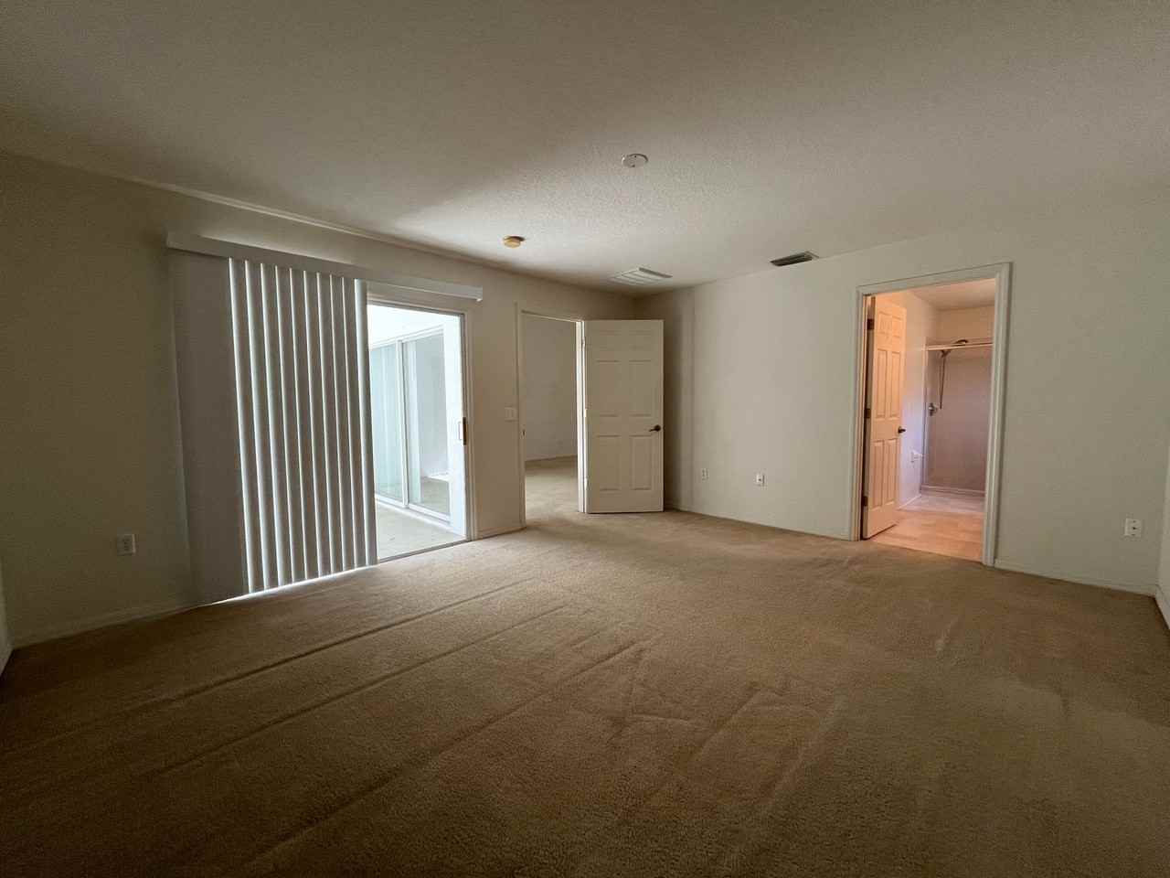 3391 Deer Lakes Dr - Photo 3 of 6