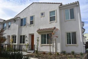 featured image of 5301 E Commerce Way #53104