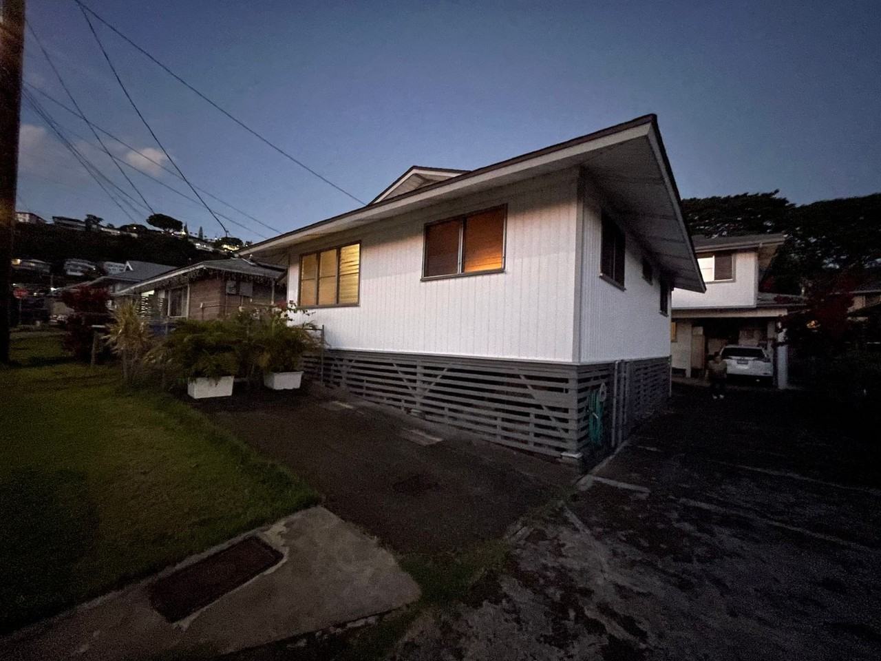 212 Pakohana St - Photo 3 of 17