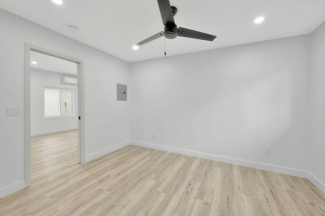 1313 1313 N Avenue - B #B - Photo 4 of 14