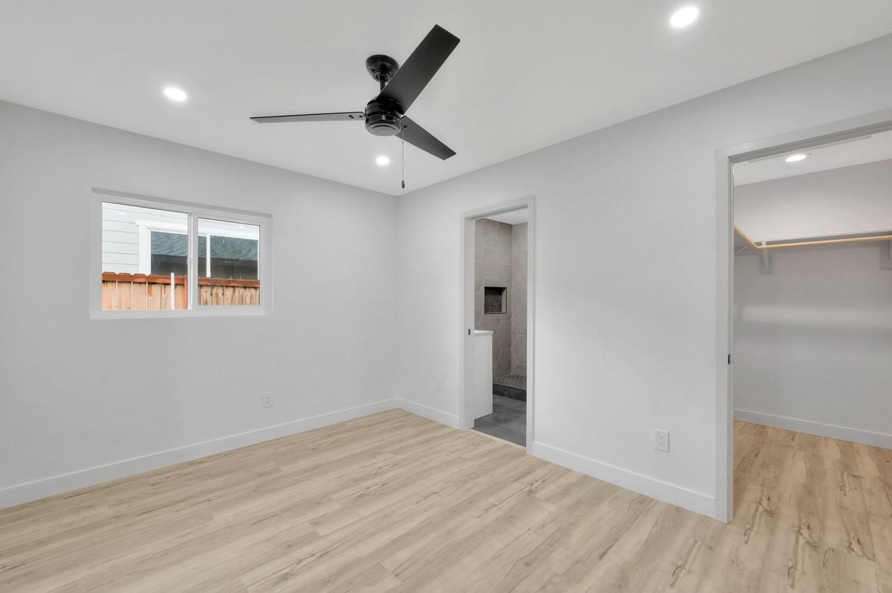 1313 1313 N Avenue - B #B - Photo 5 of 14