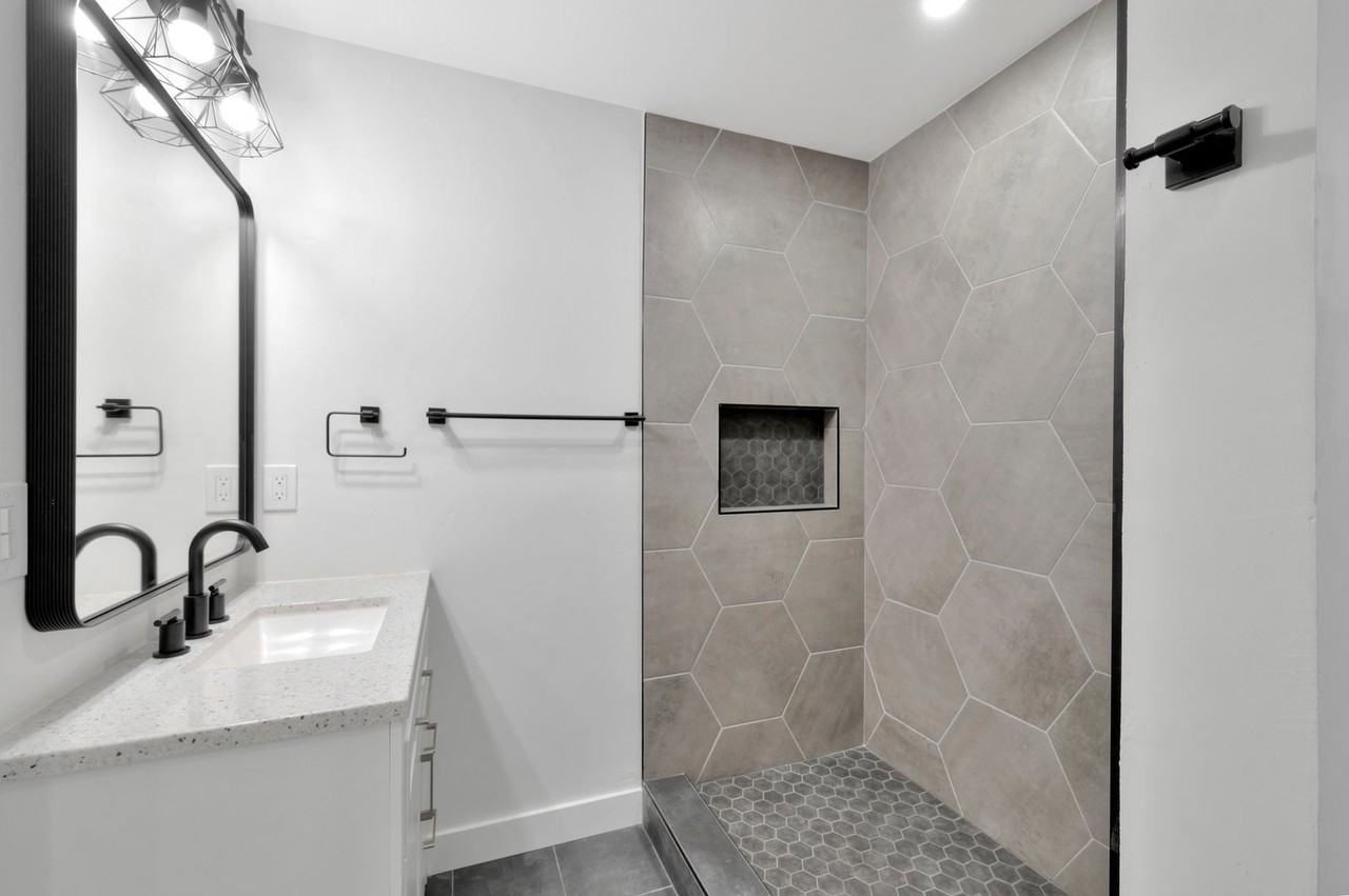 1313 1313 N Avenue - B #B - Photo 6 of 14
