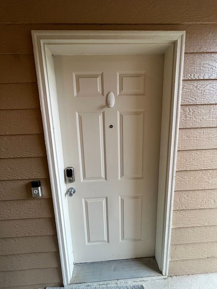 4749 White Rock Cir - Photo 2 of 10