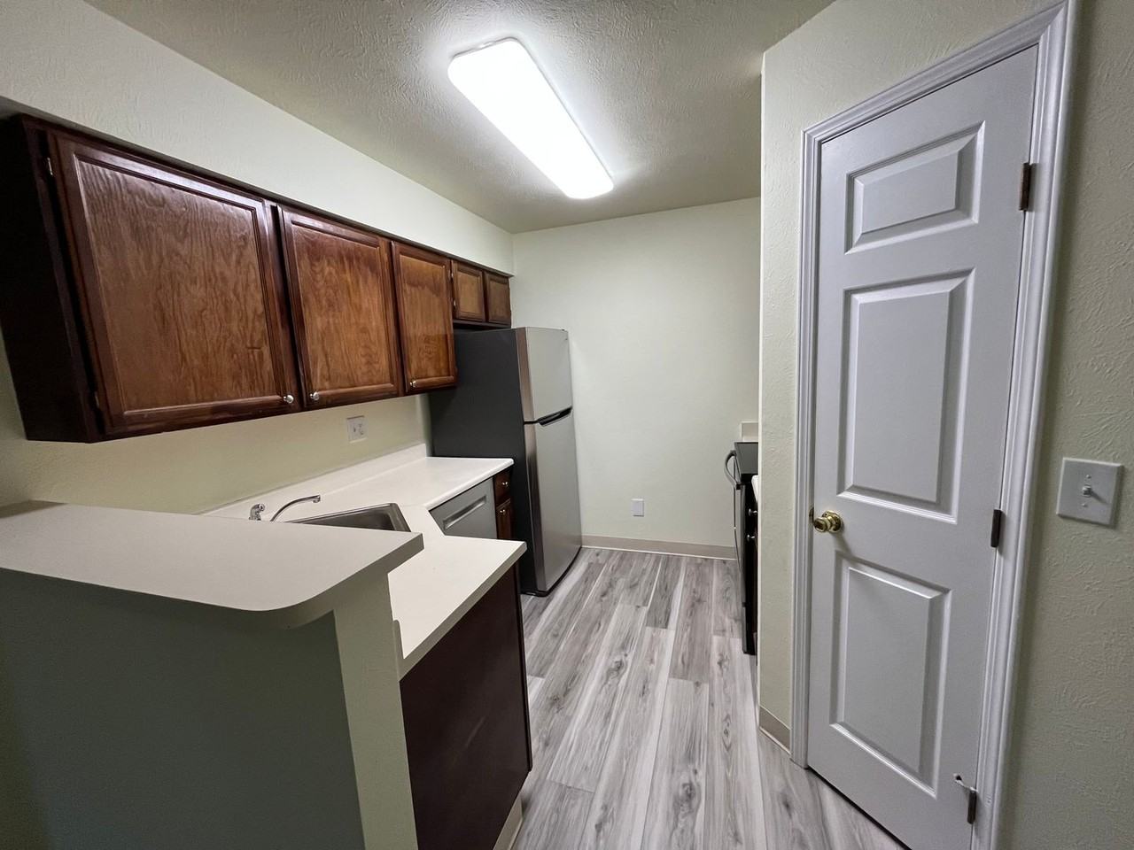 4749 White Rock Cir - Photo 4 of 10