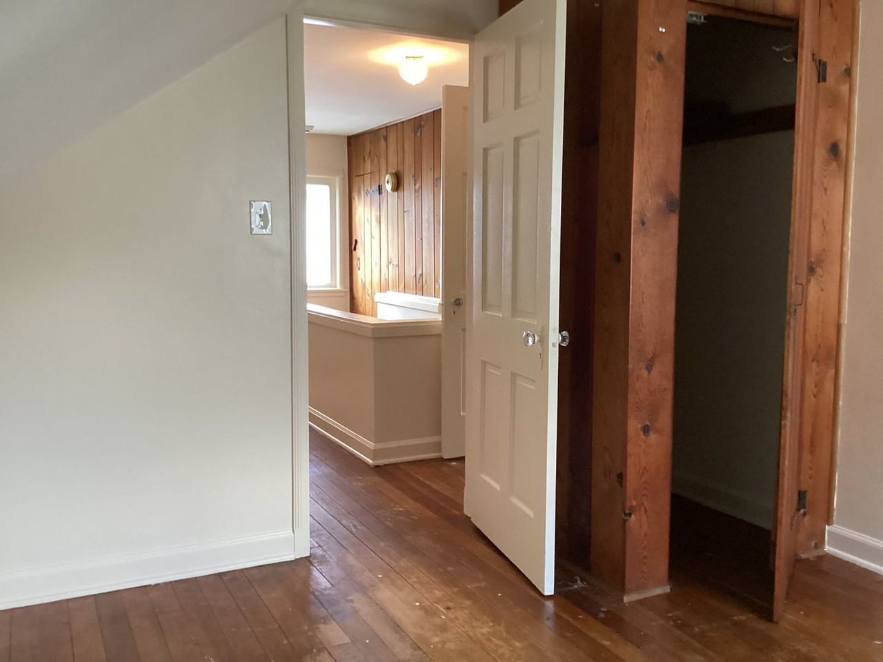 4881 N 18th St - Photo 3 of 13