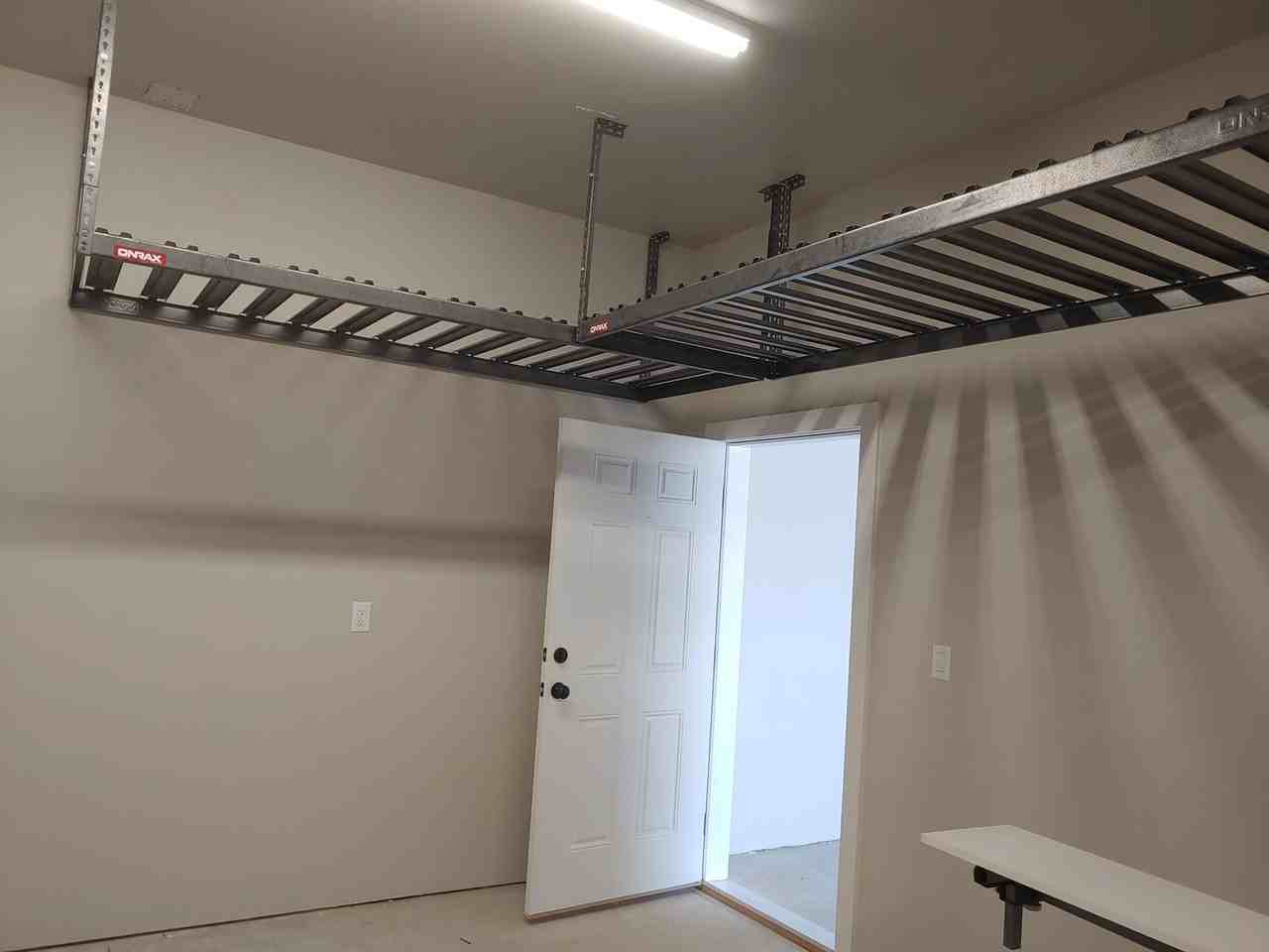 610 Military Dr - Photo 3 of 32