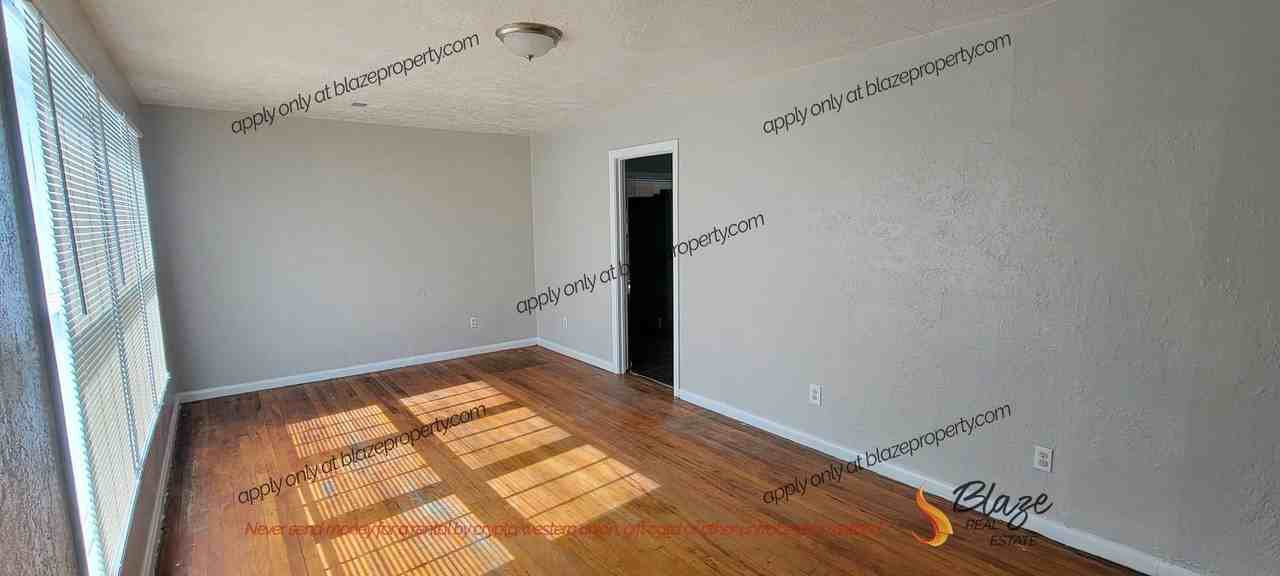 1216 Garland St - Photo 3 of 17