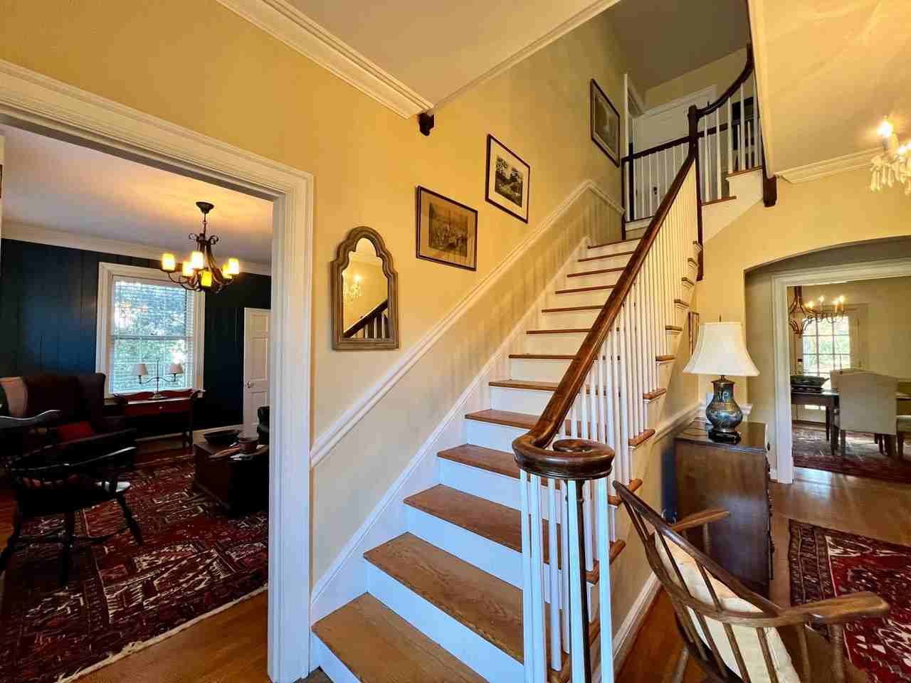 1023 Marshall Ave - Photo 3 of 39