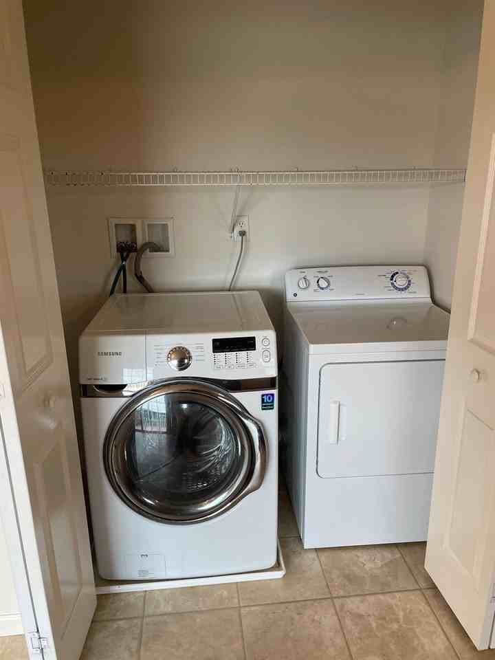 133 Nicole St - Photo 6 of 17