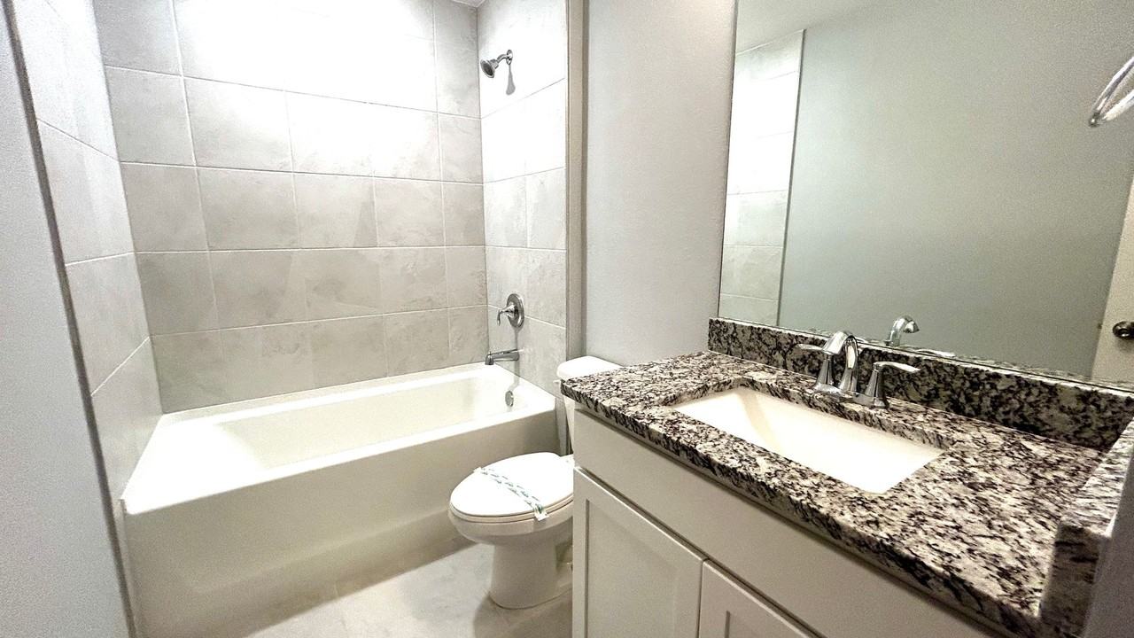 402 Nw 7th Pl - Photo 7 of 22