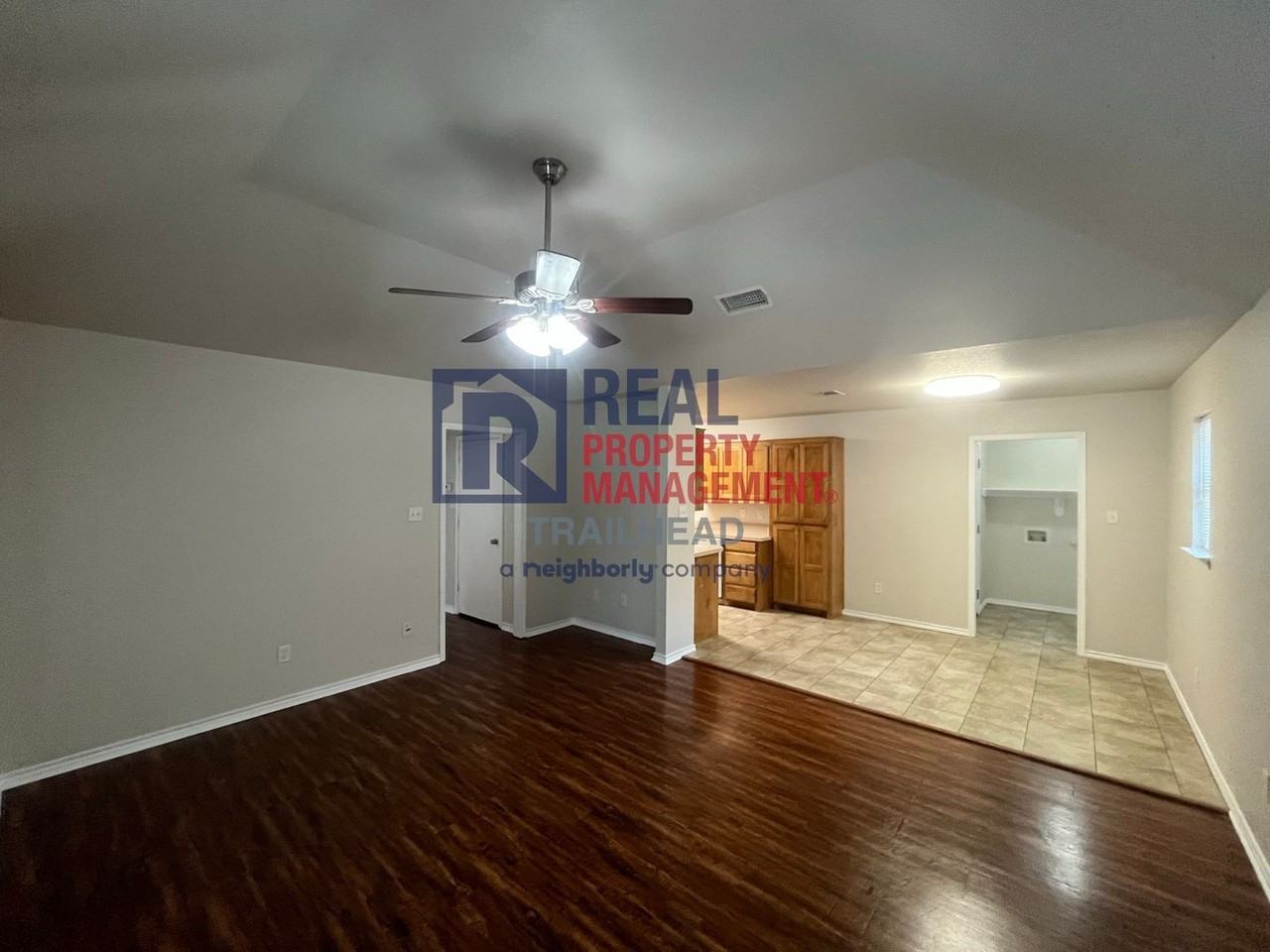 144 Stewart Bend Ct - Photo 2 of 18