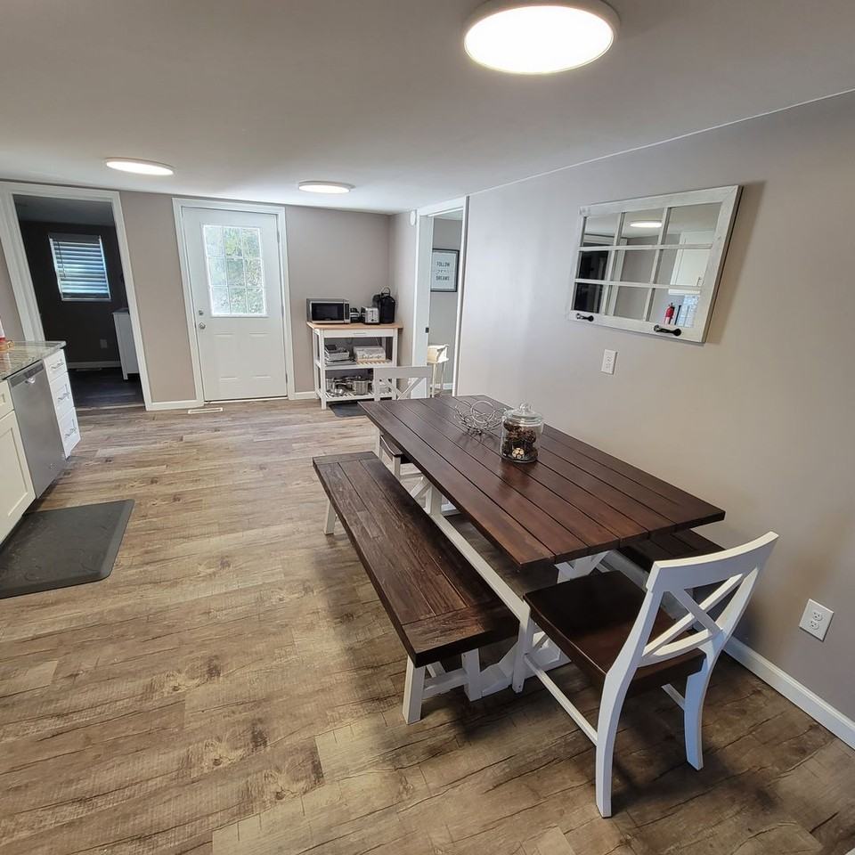 1048 Heady Rd - Photo 4 of 20