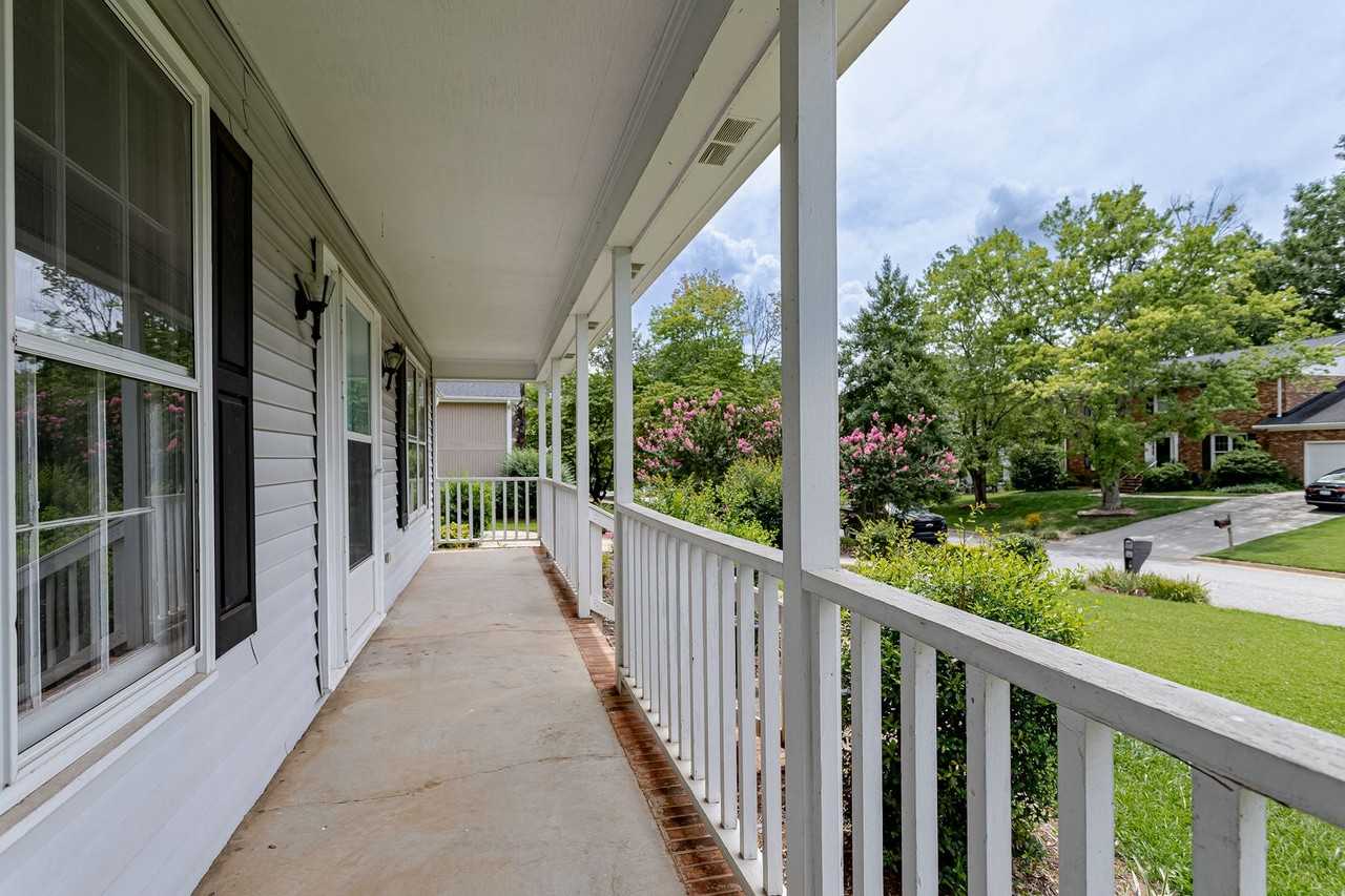 111 Ticonderoga Dr - Photo 2 of 23