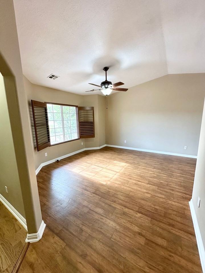 505 N 800 E - Photo 6 of 27