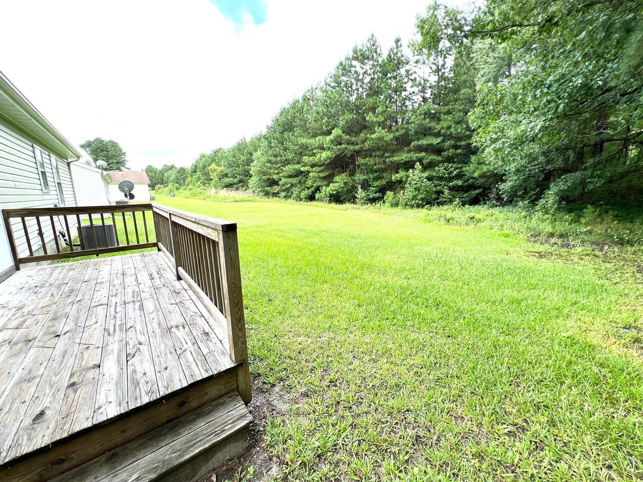4642 Allen Rd - Photo 3 of 16