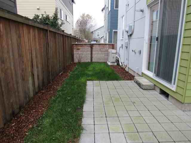 4755 Delridge Way Sw - Photo 3 of 20