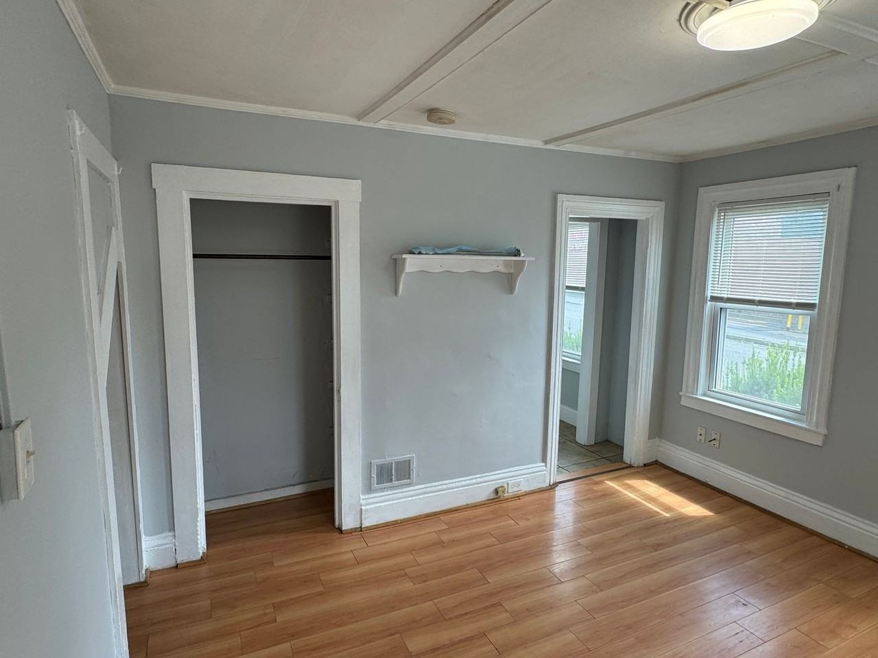 103 Portland St - Photo 2 of 14