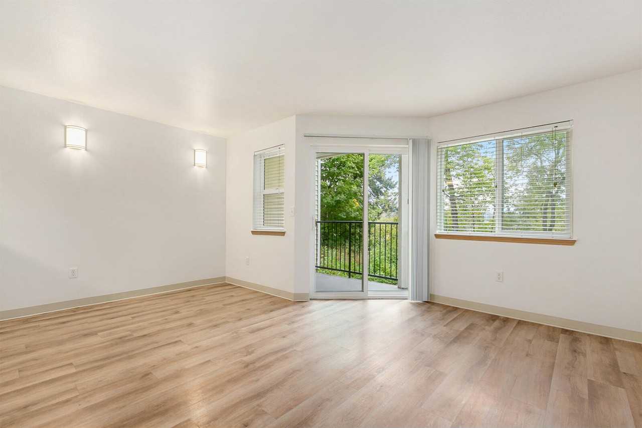 Glacier View - Photo 6 of 31