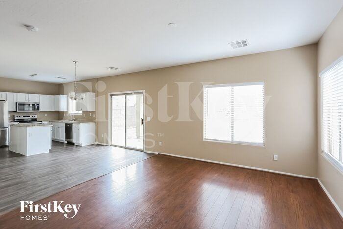 8316 W Hamster Ln - Photo 3 of 15