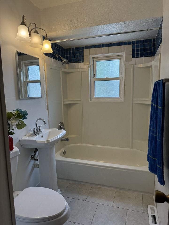 16725 Crane Ave #NA - Photo 5 of 11