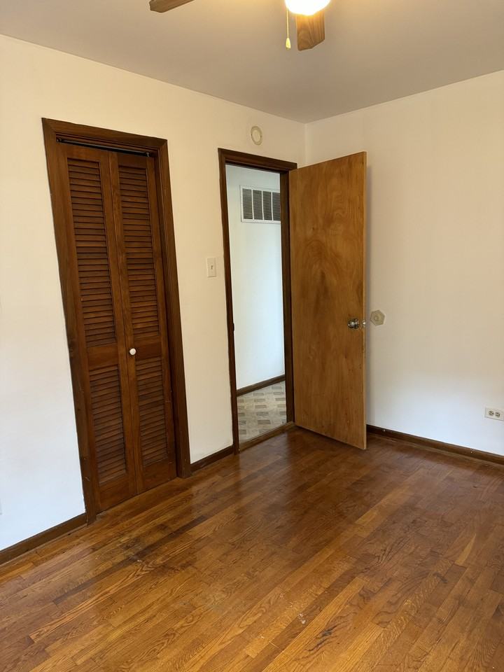 16725 Crane Ave #NA - Photo 7 of 11