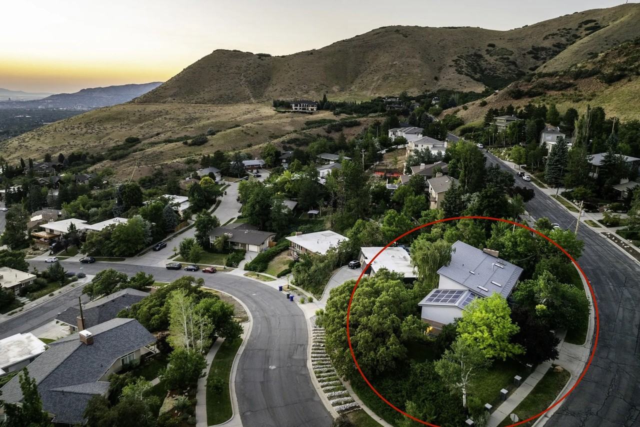 2144 S Lakeline Dr #NA - Photo 3 of 22