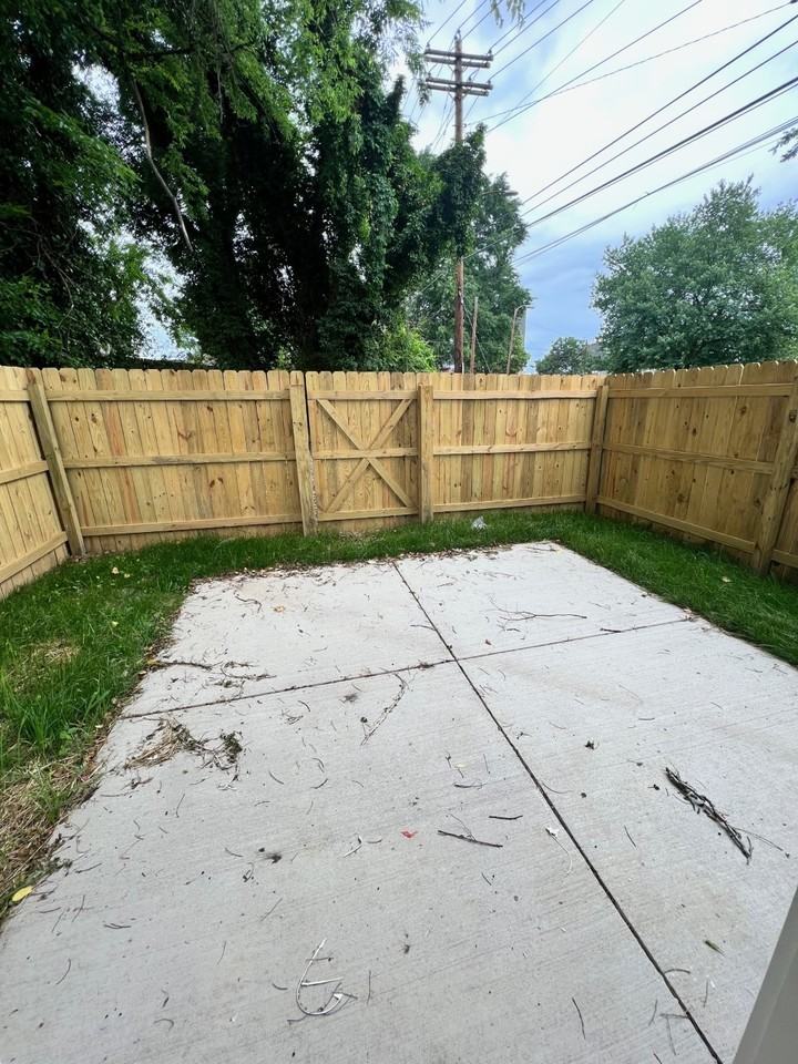 1501 Porter St #A - Photo 3 of 9