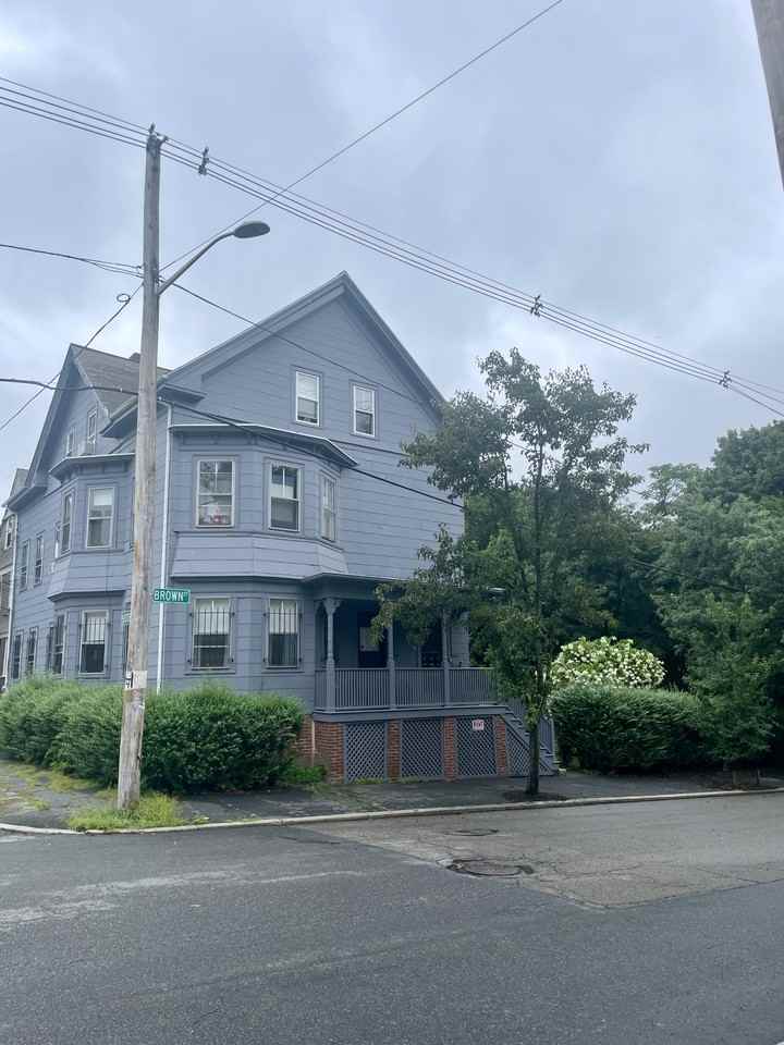 268 Brown St #3rdFL - Photo 3 of 21