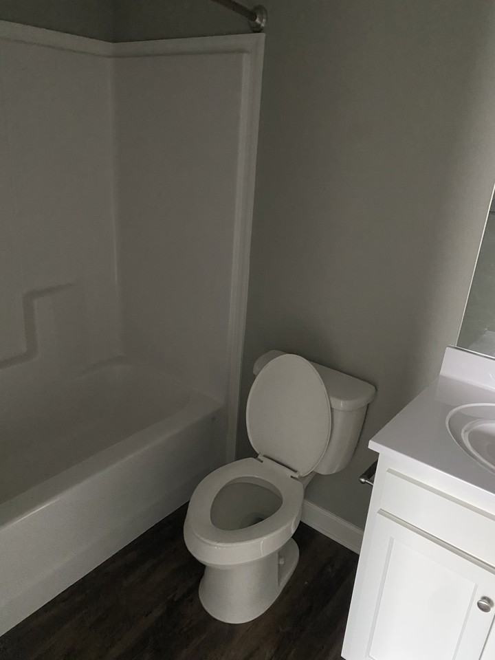 1401 Stadium View Dr #E - Photo 4 of 7