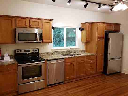 615 Martin Luther King Jr Blvd - Photo 3 of 20