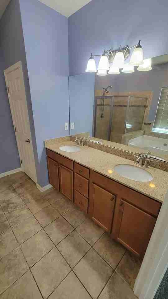 2 Dillworth Ct - Photo 7 of 18