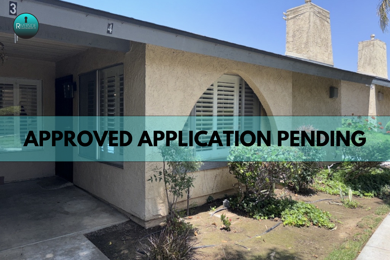 2891 Canyon Crest Dr #4